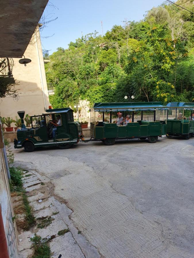 Il Daviduccio Ibla Acomodação com café da manhã Ragusa Exterior foto